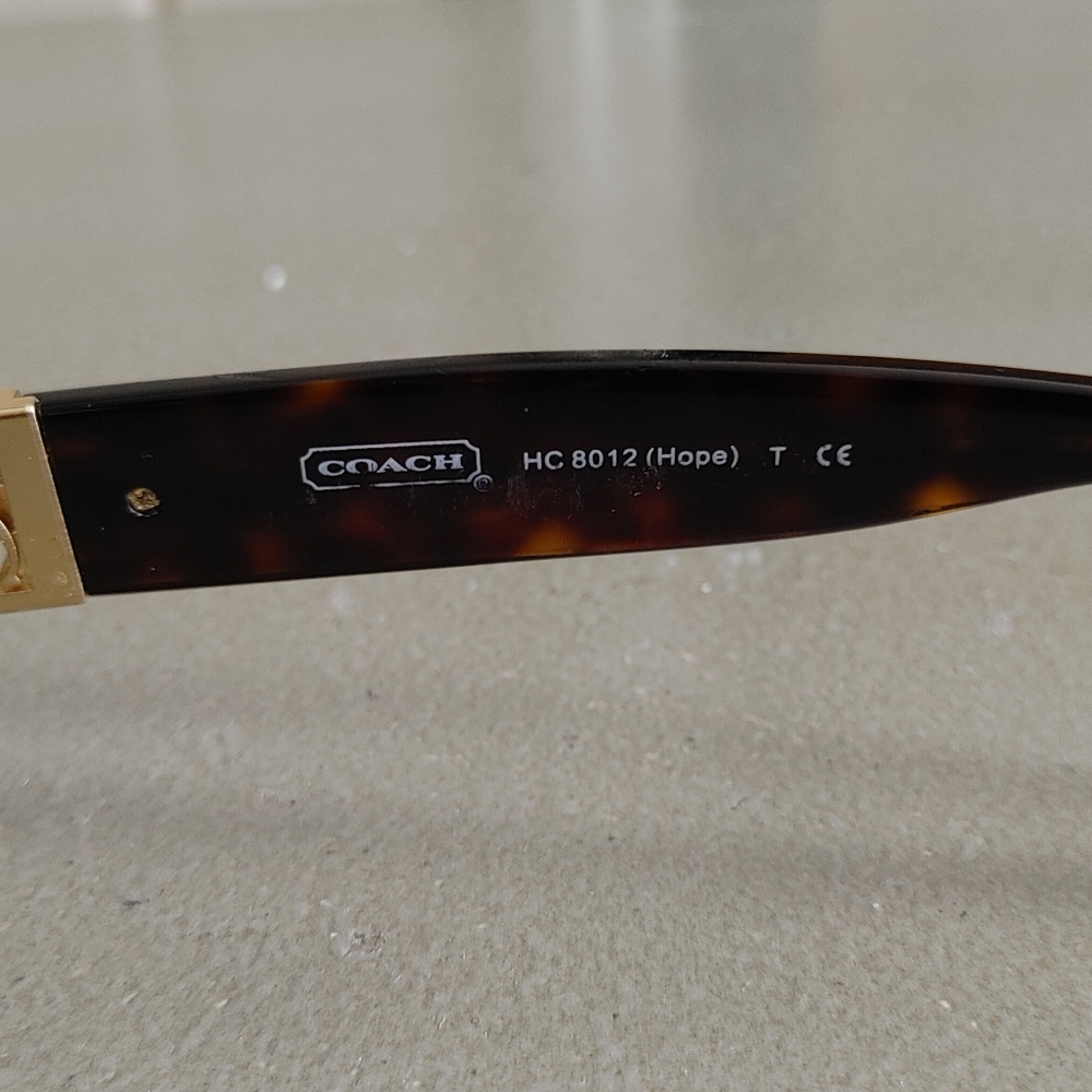 Coach sunglasses - Picture 5 of 5